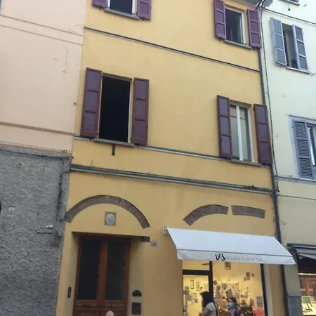 Da Coco E Mini,l'angolo Per Ceramiste In Viaggio - Pensión 3*