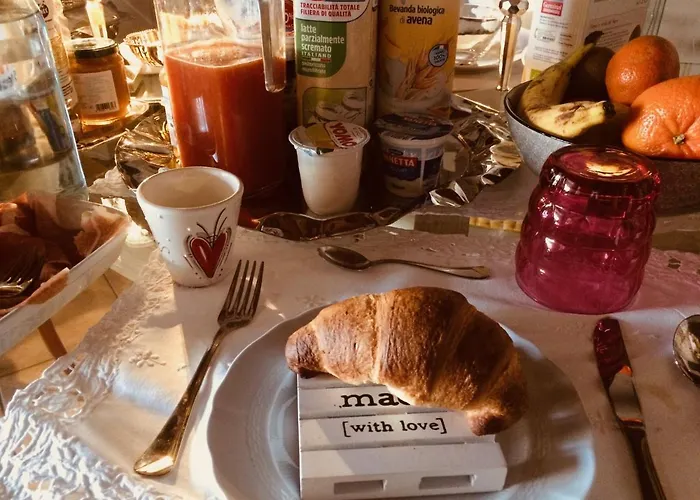 Da Coco E Mini,l'angolo Per Ceramiste In Viaggio - Maison d'hôtes Faenza